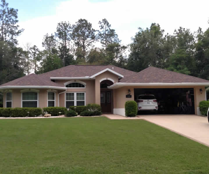 residential home with new roof replacement in Brooksville 